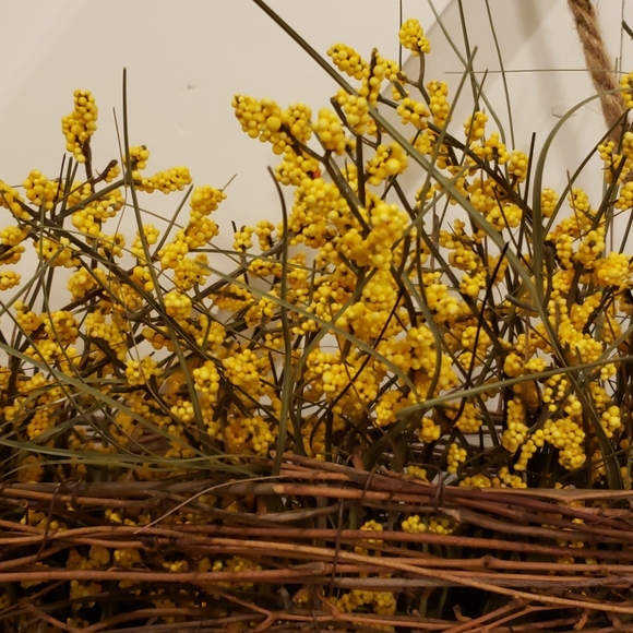 Farmhouse Wicker Floral Hanging Basket - Picture 3 of 7
